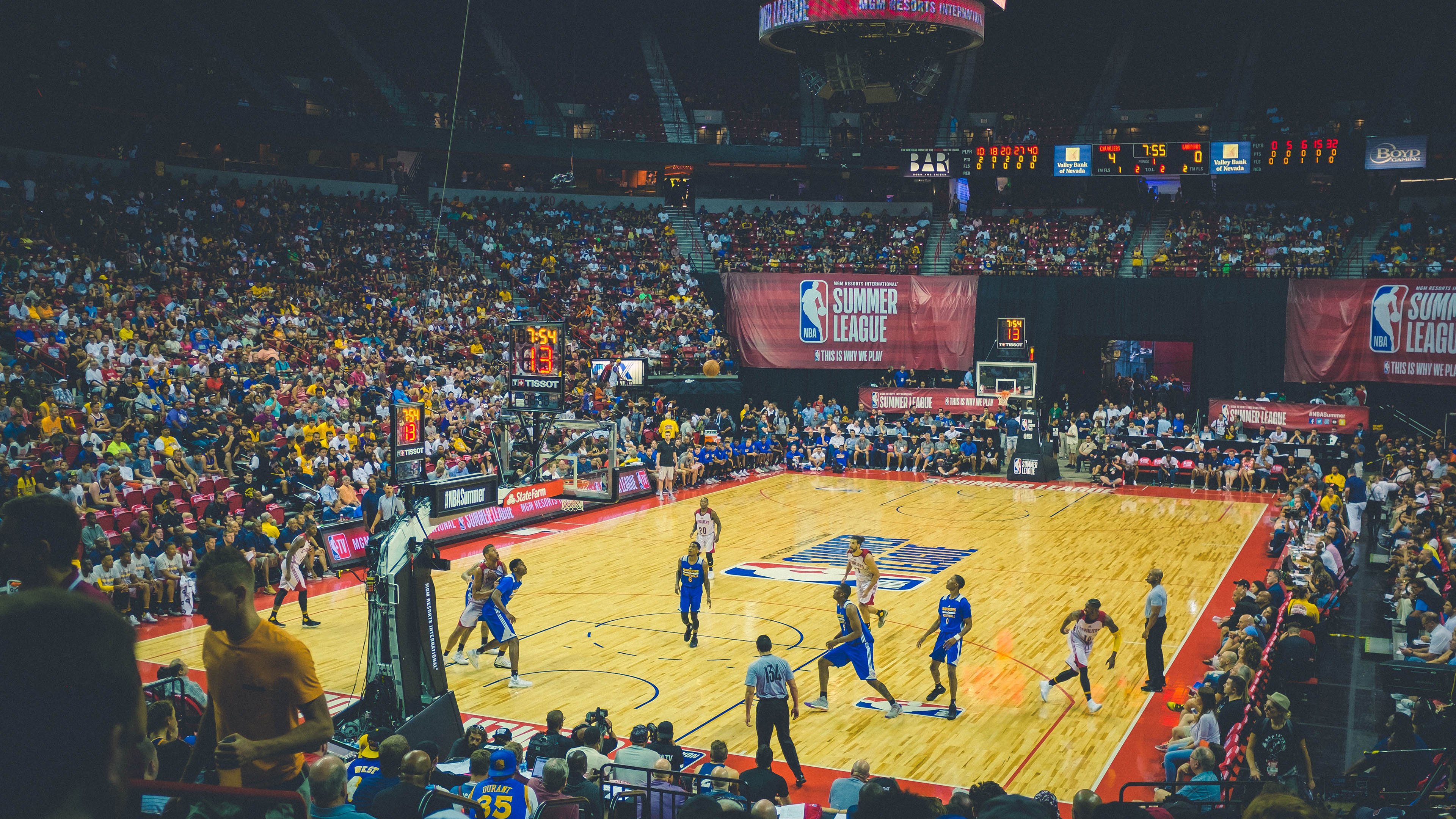 _猛龙队实力逐步显现，迎来关键胜利_，猛龙队员